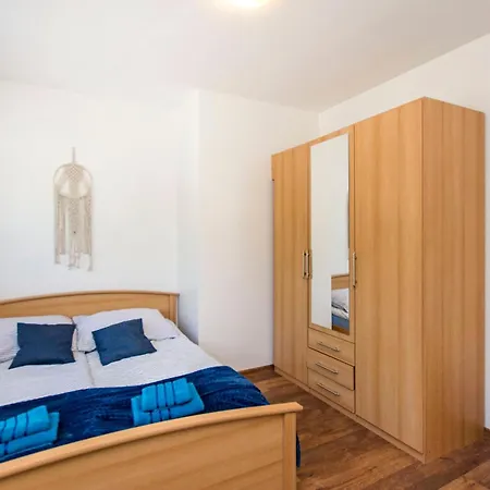 Delfin Apartment